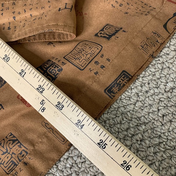 Chico's Womens Blouse Shirt Size 3‎ Brown Japanese Character Print Button Up - Picture 6 of 10